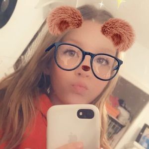 Meet your Posher, May